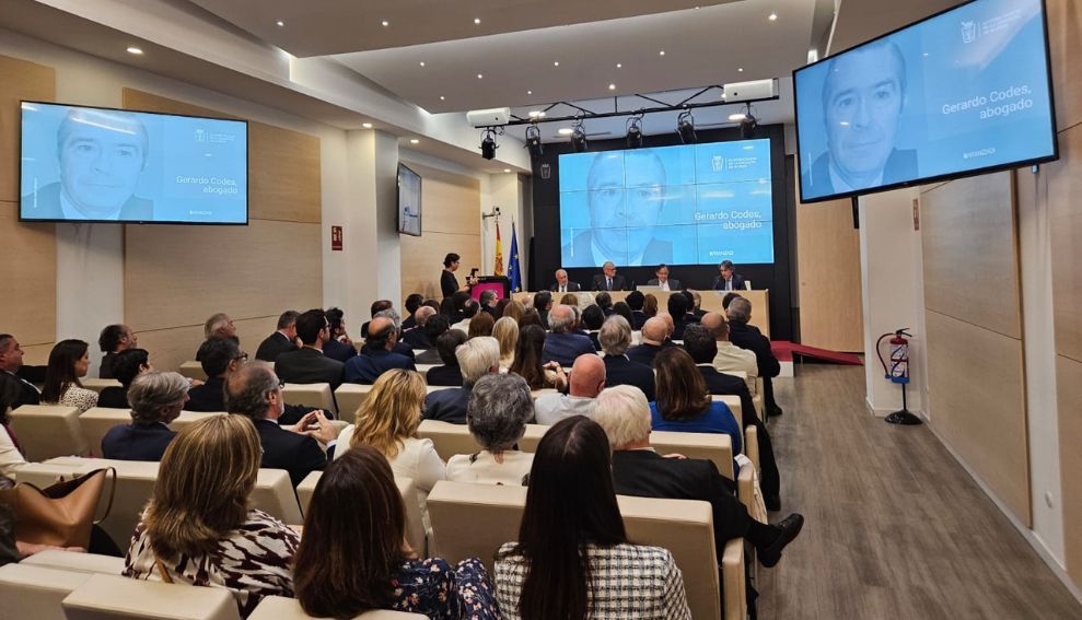 El Secretario de la Junta de Gobierno, José Ignacio Monedero, inaugura en el ICAM el acto de presentación del libro «Gerardo Codes, Abogado»