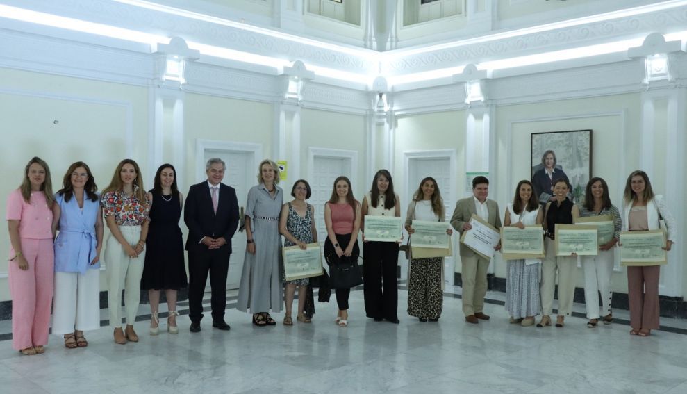 Doce nuevos despachos concluyen el Programa Bienestar ICAM y refuerzan su compromiso con la salud y el bienestar en la abogacía