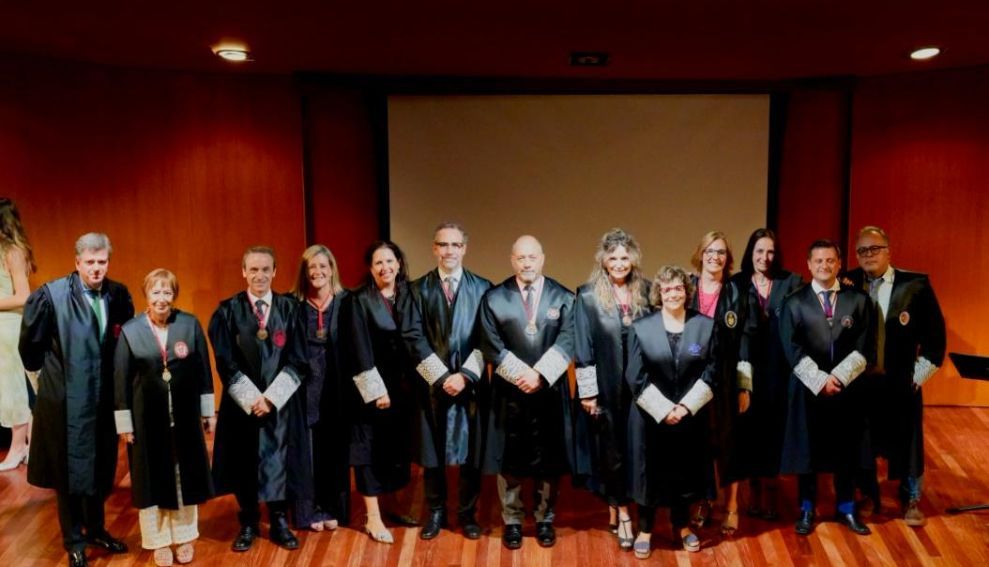 La Tesorera del ICAM, Lola Fernández, acompaña al Colegio de Abogados de Granollers en la festividad de San Raimundo de Peñafort