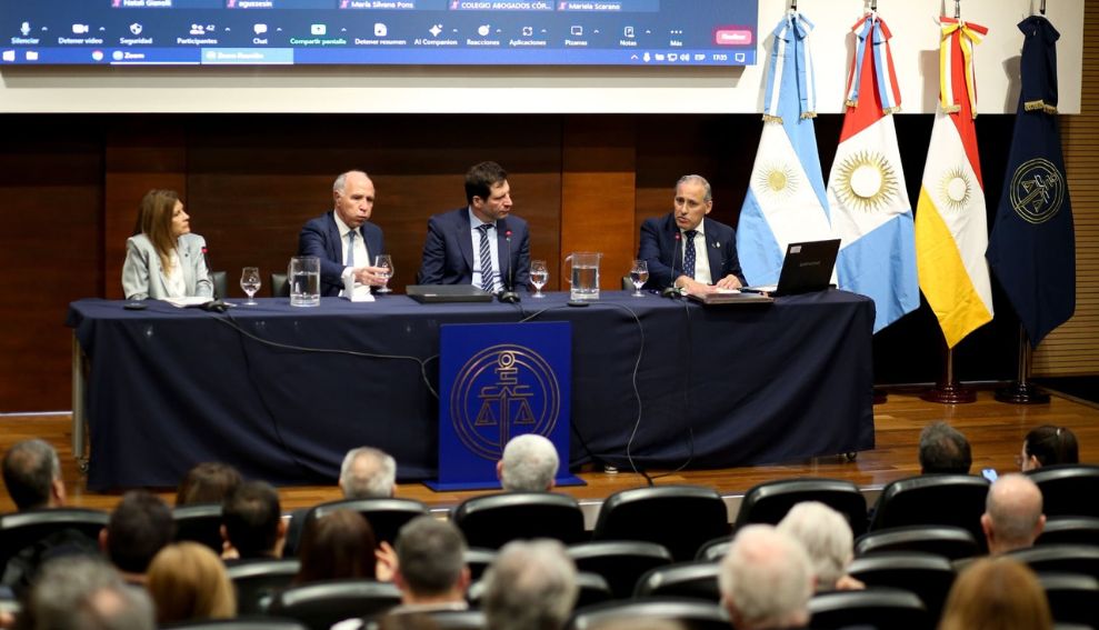 El Decano del ICAM aporta en el centenario del Colegio de Córdoba una mirada experta sobre la tutela colectiva de los consumidores en Europa y Argentina