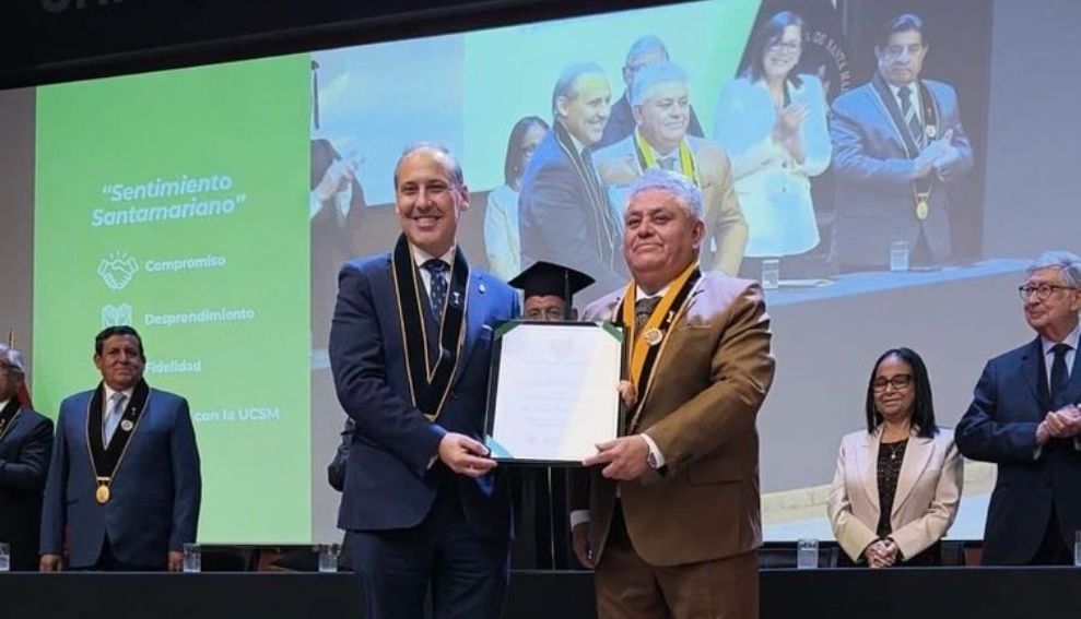 El Decano del ICAM, Eugenio Ribón, nombrado Profesor Extraordinario Honorario por la Universidad Católica de Santa María de Arequipa