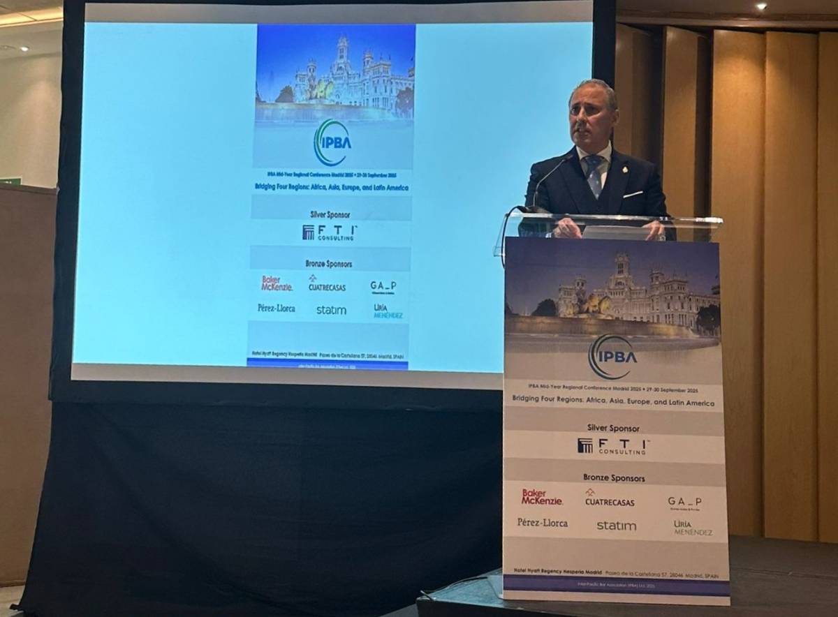El Decano del ICAM, Eugenio Ribón, destaca el papel de Madrid en el arbitraje internacional durante la clausura de la IPBA Mid-Year Regional Conference Madrid 2025