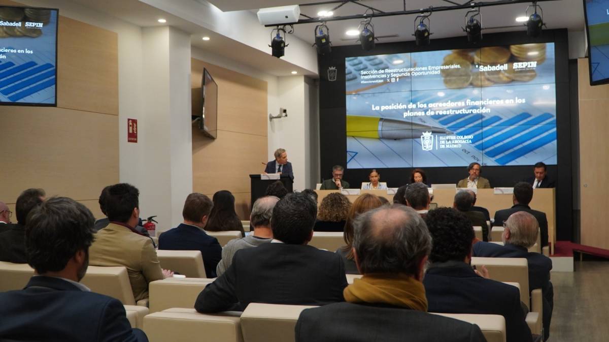 El Diputado Javier Mata inaugura la jornada sobre la posición de los acreedores financieros en los planes de reestructuración organizada por la Sección de Reestructuraciones, Insolvencias y Segunda Oportunidad