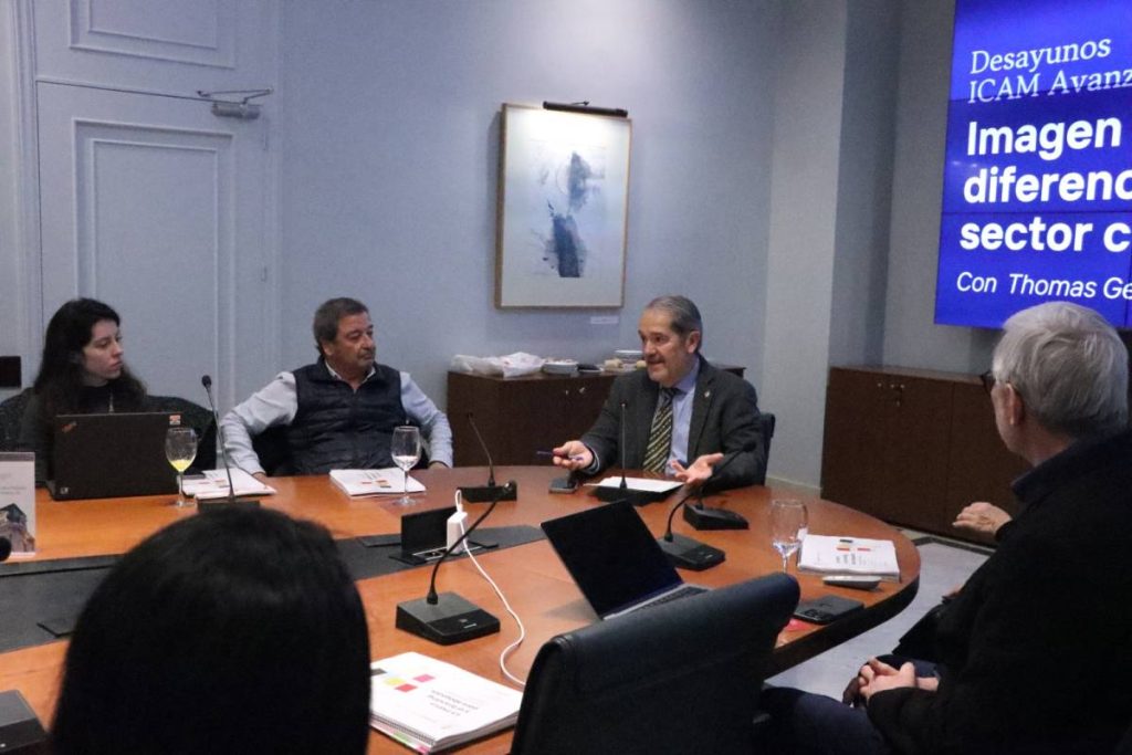 José Ramón Couso durante la segunda sesión de los Desayunos ICAM Avanza