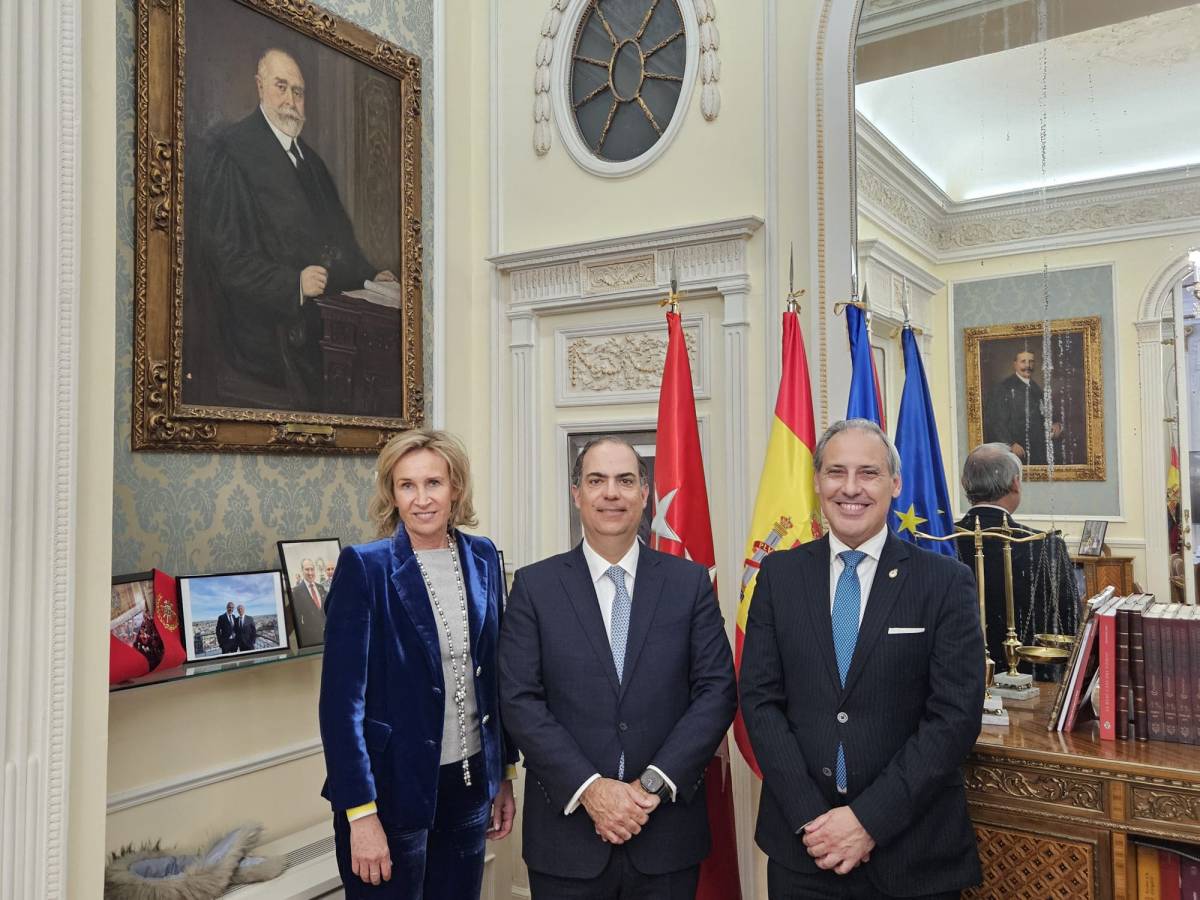 El ICAM recibe en su sede al presidente de la Unión Internacional de Abogados (UIA) y al Comité Español de la UIA