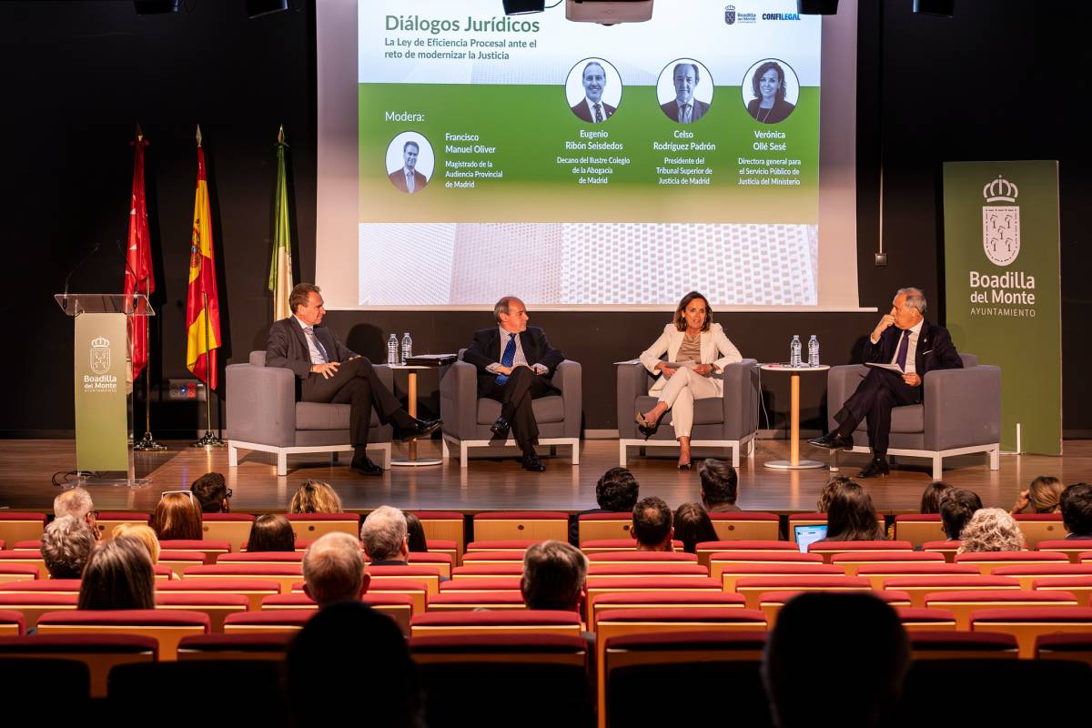 El Decano Eugenio Ribón alerta sobre las dificultades de acceso a la justicia tras la Ley de Eficiencia en el foro jurídico organizado por Confilegal