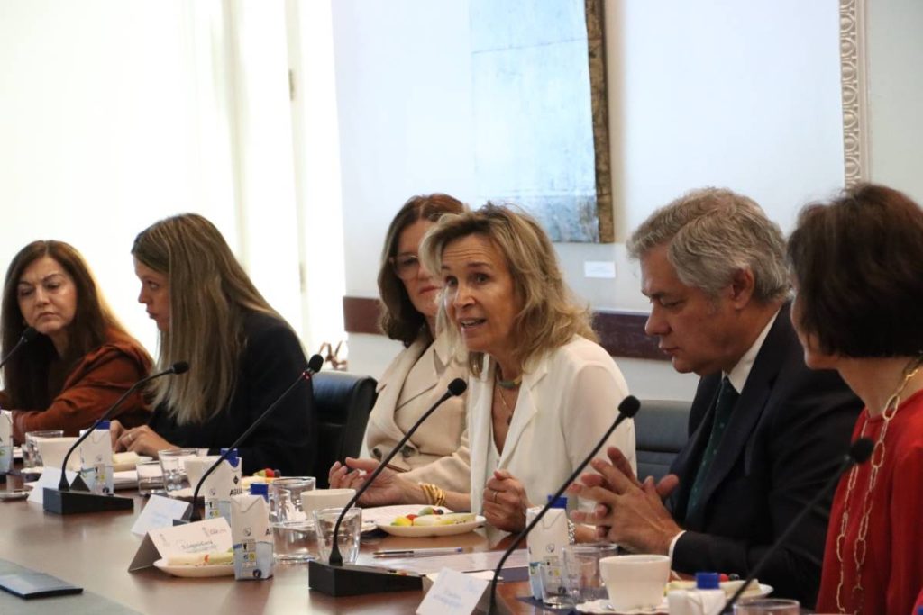 Isabel Winkels en la tercera edición del Programa Bienestar Despachos ICAM