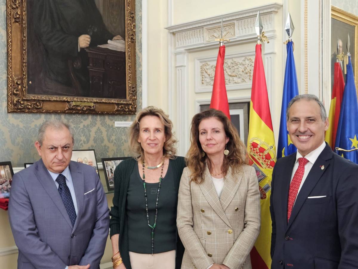 El ICAM y el Colegio de Registradores mantienen un encuentro institucional para impulsar sinergias y nuevas vías de colaboración