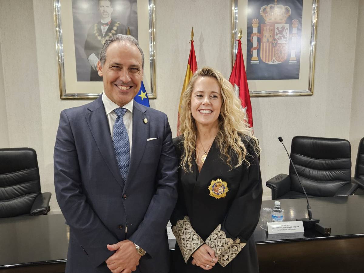 El Decano Eugenio Ribón asiste al acto de toma de posesión de Isabel Martín López como Fiscal Superior de la Comunidad de Madrid