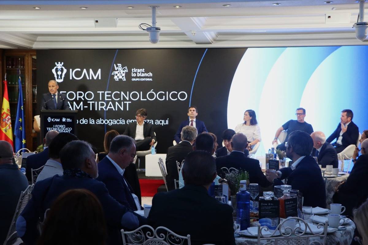 I Foro Tecnológico ICAM | La IA obliga a redefinir el valor del abogado ante el riesgo de una mayor brecha entre despachos y la transformación de los perfiles profesionales