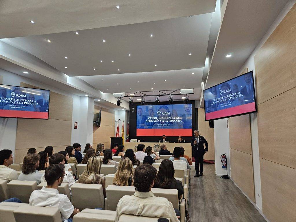 Eugenio Ribón da la bienvenida a los nuevos alumnos del Curso de Acceso del ICAM: “En el Colegio siempre encontraréis vuestra casa Eugenio Ribón da la bienvenida a los nuevos alumnos del Curso de Acceso del ICAM: “En el Colegio siempre encontraréis vuestra casa