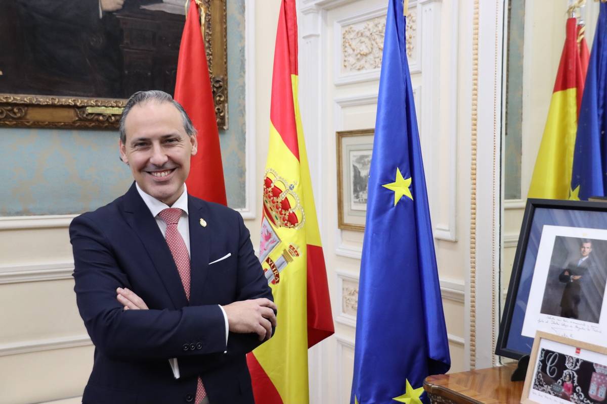 Eugenio Ribón distinguido con el premio “Jurista del año” de la Asociación de Juristas y Profesionales del Derecho San Raimundo de Peñafort