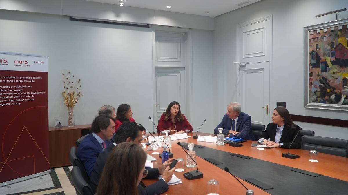 Mabel Klimt inaugura en el ICAM el acto de presentación del Centro de Mediación y Arbitraje de Patentes